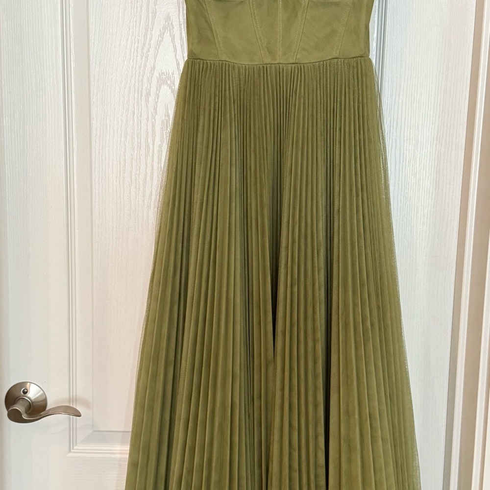 Hutch Olive Green Pleated Wedding Dress